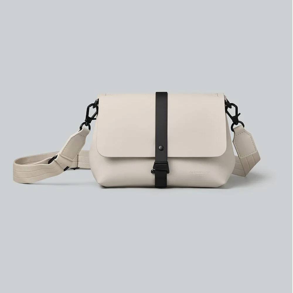 Picture of Gaston Luga SPLÄSH CROSSBODY BAG Premium Waterproof Eco Material Bag Messenger Style Bag with Detachable Shoulder Strap As Clutch (Cloud Cream)
