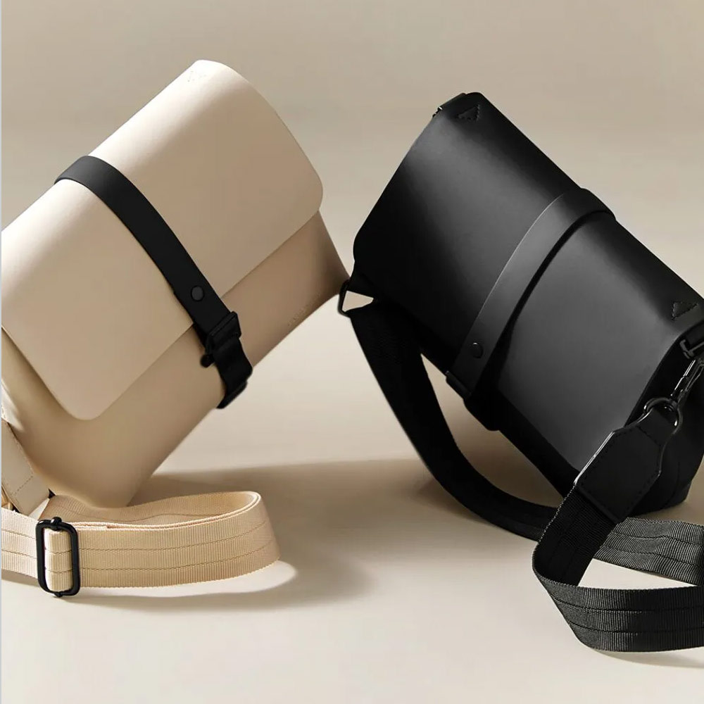 Picture of Gaston Luga SPLÄSH CROSSBODY BAG Premium Waterproof Eco Material Bag Messenger Style Bag with Detachable Shoulder Strap As Clutch (Cloud Cream)